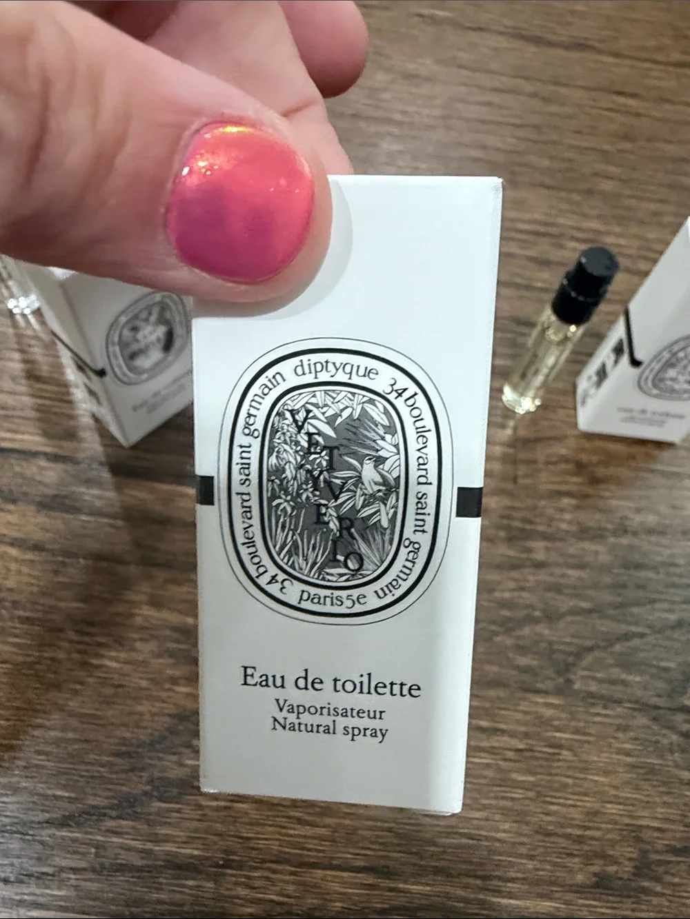 diptyque White Canvas Drawstring Pouch with Black Logo and 3 Sample Vials